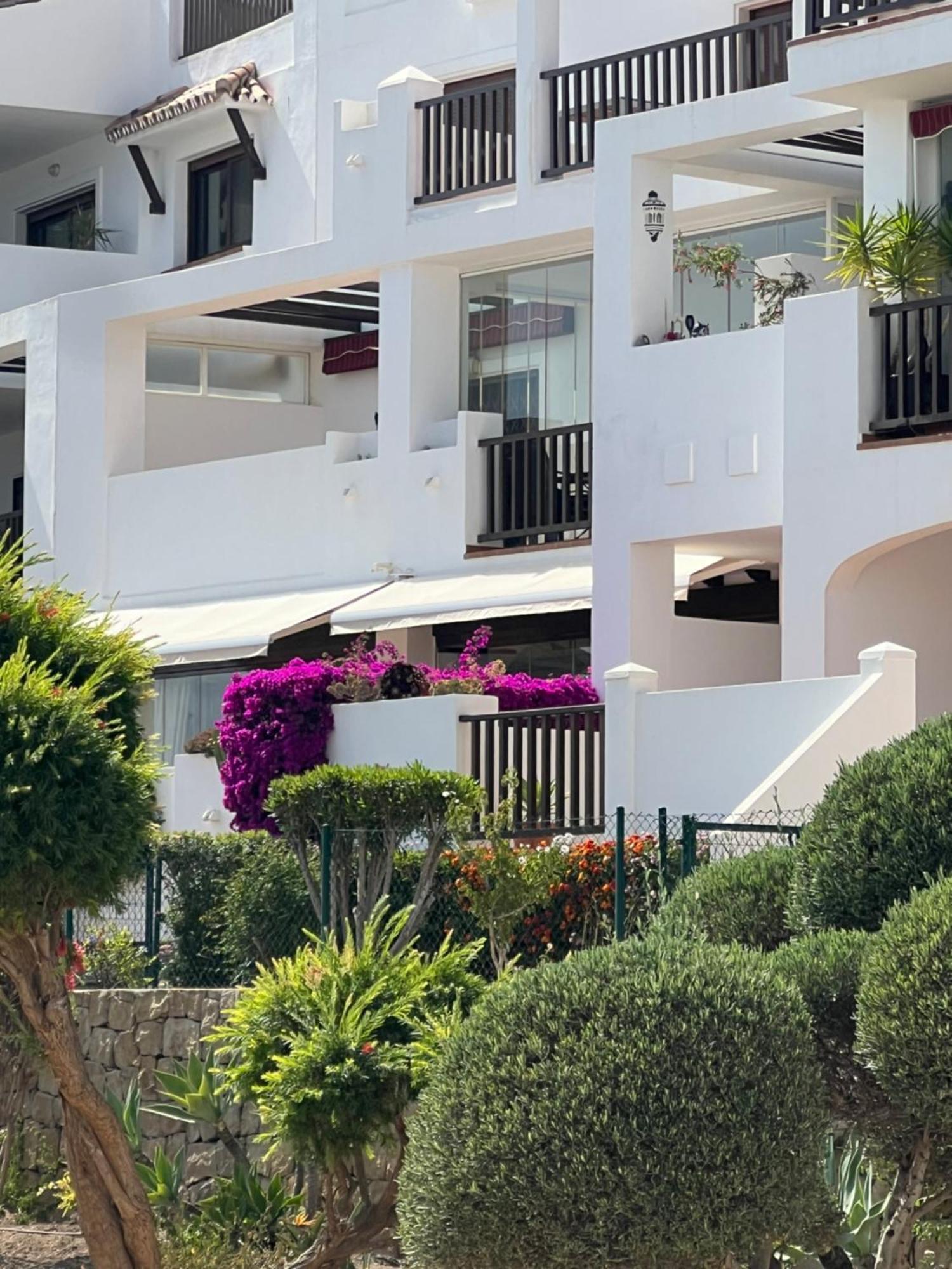 Finca San Antonio Two Bedroom Apartment With Swimming Pool 미하스 외부 사진